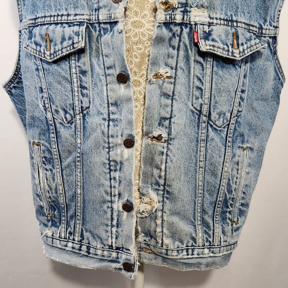 Levi's Mens Size Large Blue Denim Distressed Shredded Trucker Vest Jacket Grunge - Picture 3 of 14